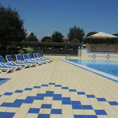 Apartamento Relaxing Garden Flat With Pool Near The Bibione